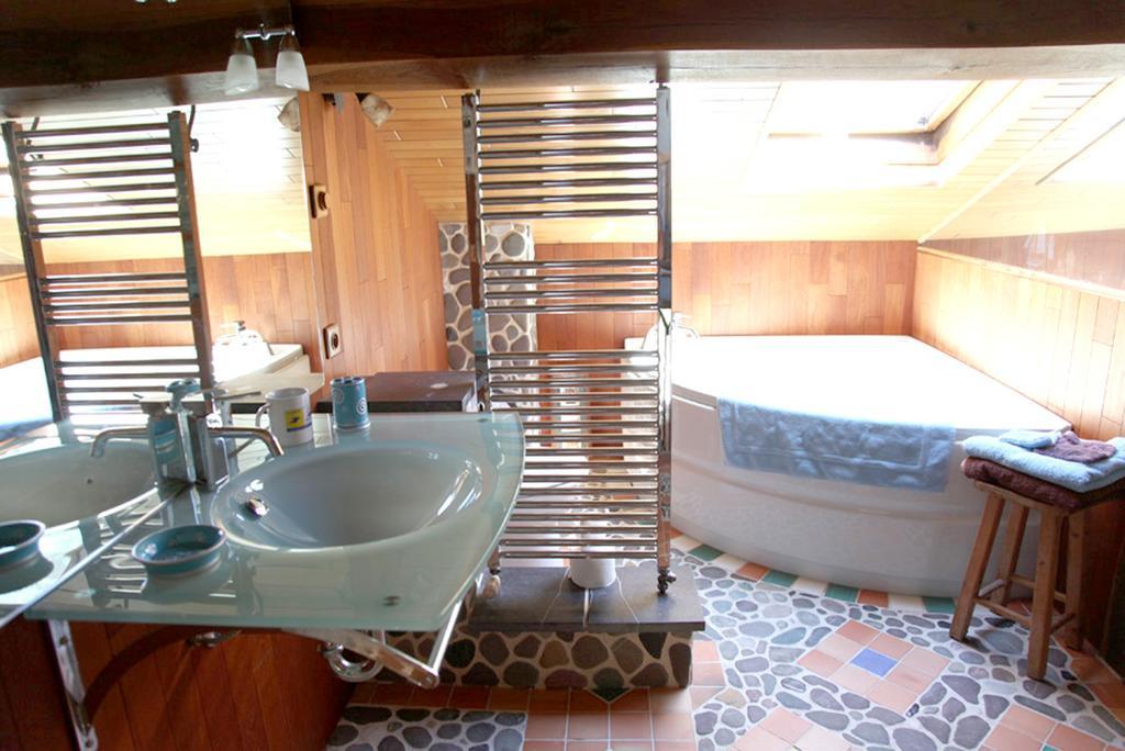La Citadelle D'Hututu Bed and Breakfast Avesnes-sur-Helpe Rum bild
