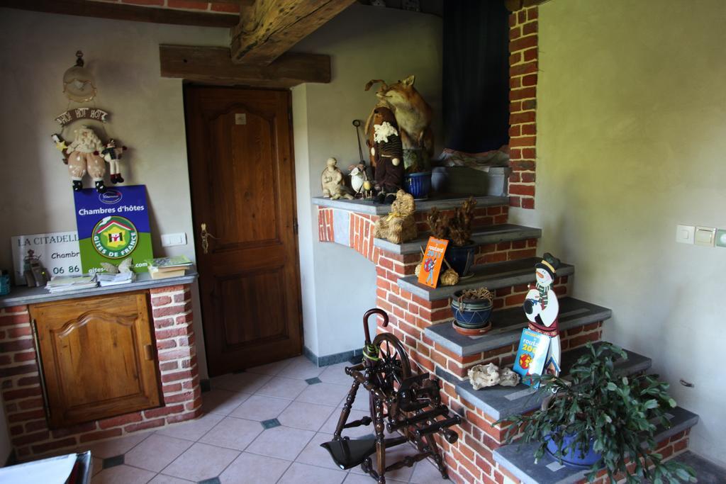 La Citadelle D'Hututu Bed and Breakfast Avesnes-sur-Helpe Exteriör bild